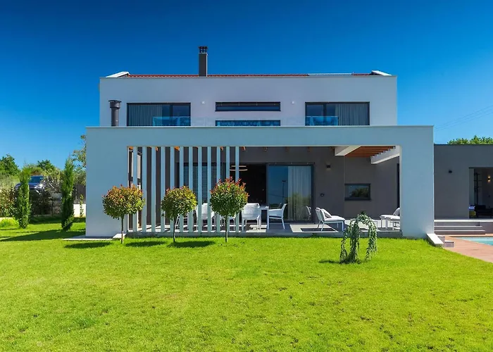 Sabina Vikendica Porec