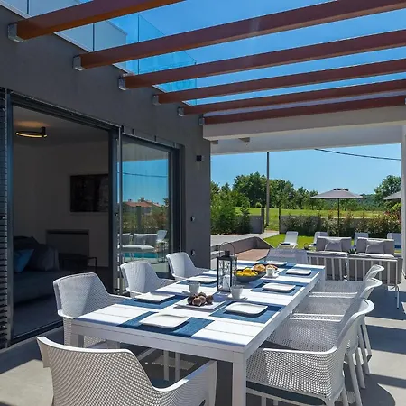 Sabina Holiday home