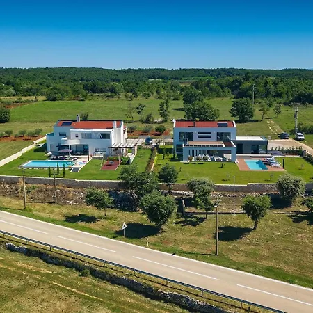 Sabina Holiday home Porec