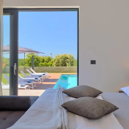 Sabina Holiday home